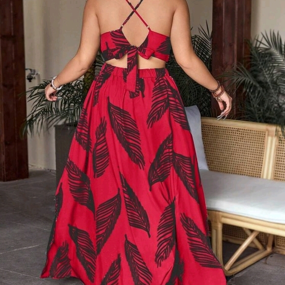 Size 16 2X SHEIN Red and Black Leaf Print Maxi Dress - Picture 2 of 4